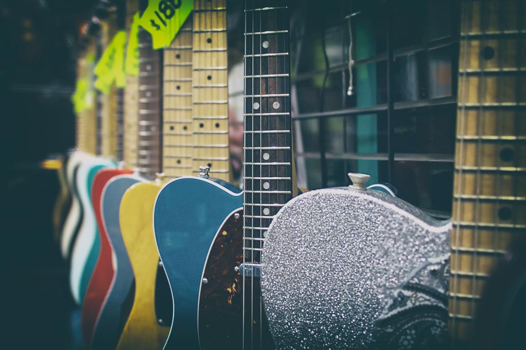 wolfgang-music-guitars